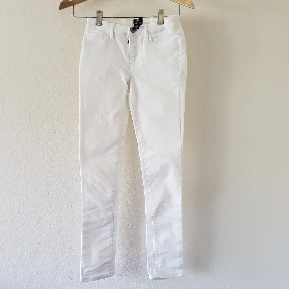 Gap Super Skinny White Jeans - Size 12 Slim